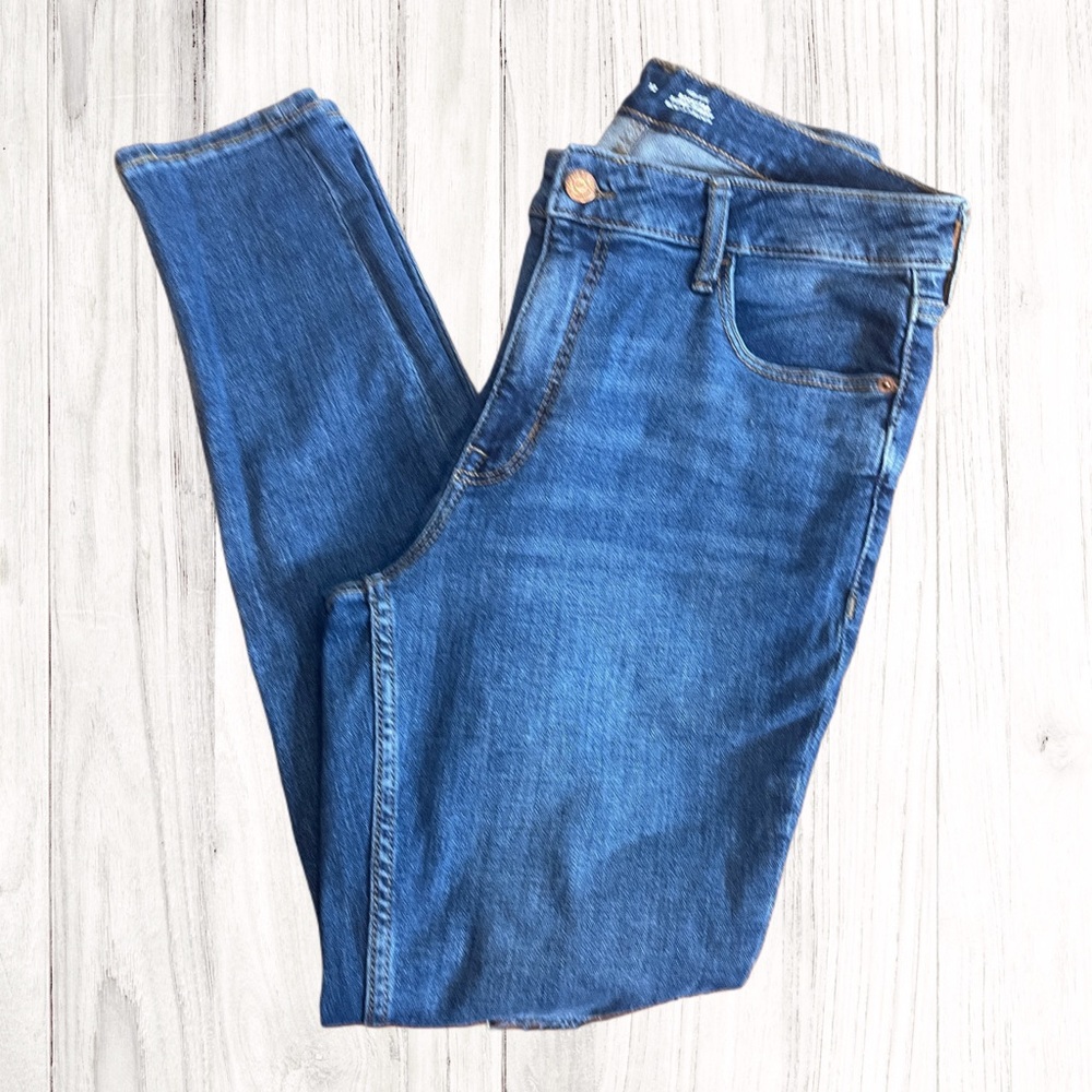 Old Navy Women's High Rise Rockstar Super Skinny Jeans Secret Slim Pockets